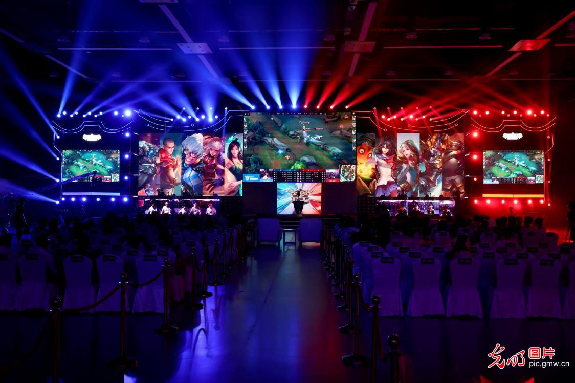 届常规赛M 届常规赛M