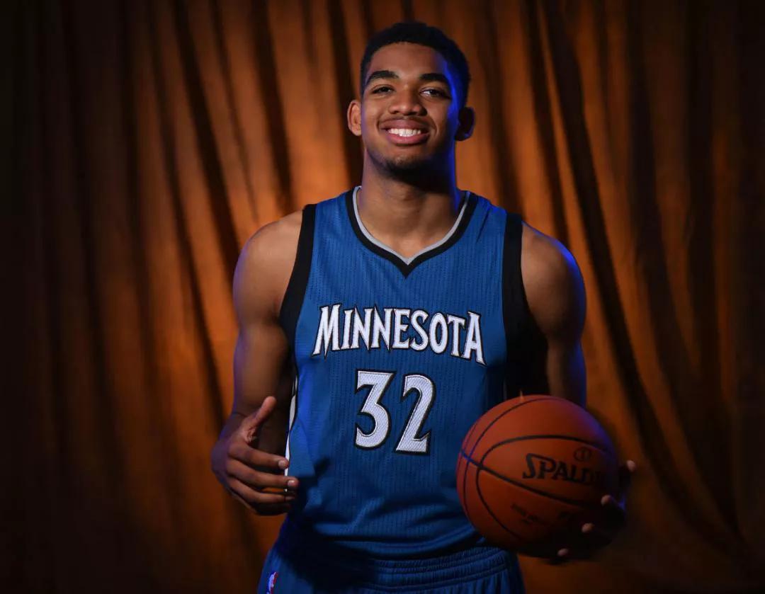 队的中流砥 队的中流砥